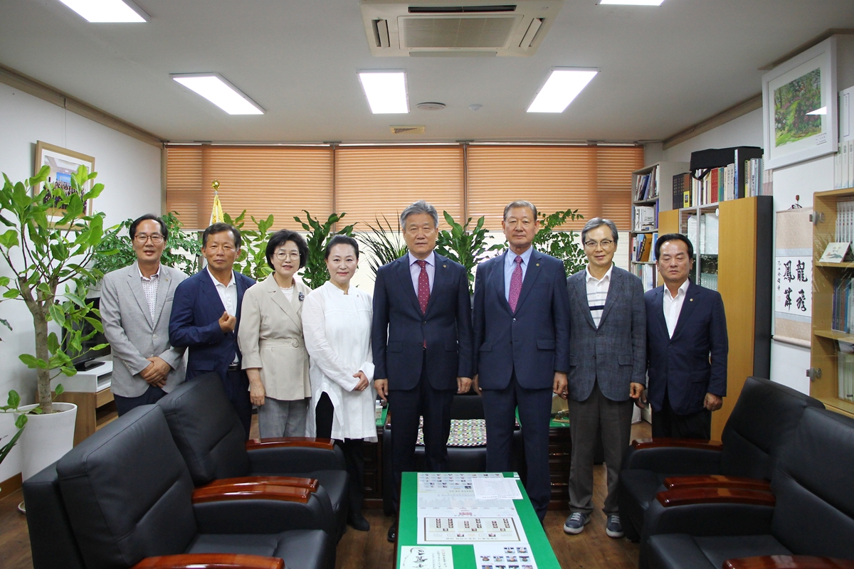 경북 상주문화원 임원진 방문