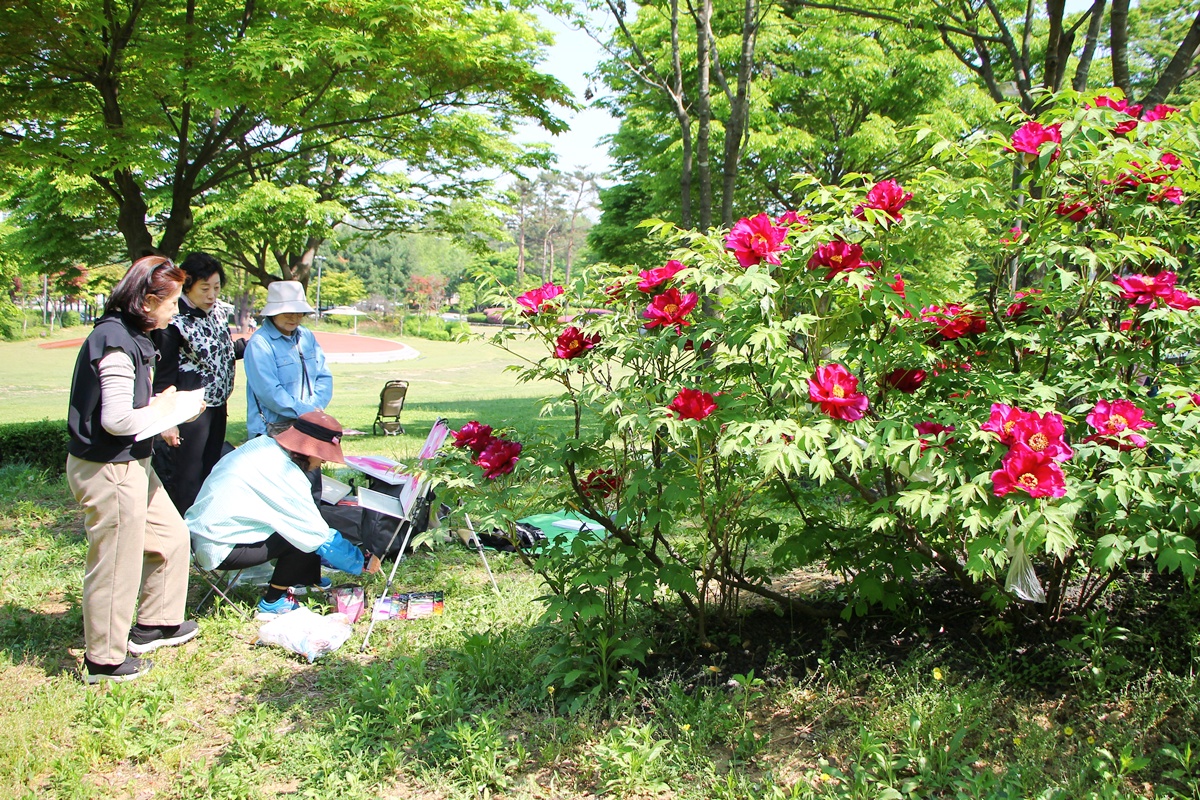제16회 모란꽃 초대작가 현지사생 (04/24~04/26)